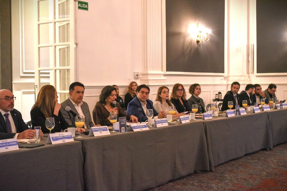 Se reúnen empresarios de COPARMEX Chihuahua con Presidenta y Consejeros del IEE